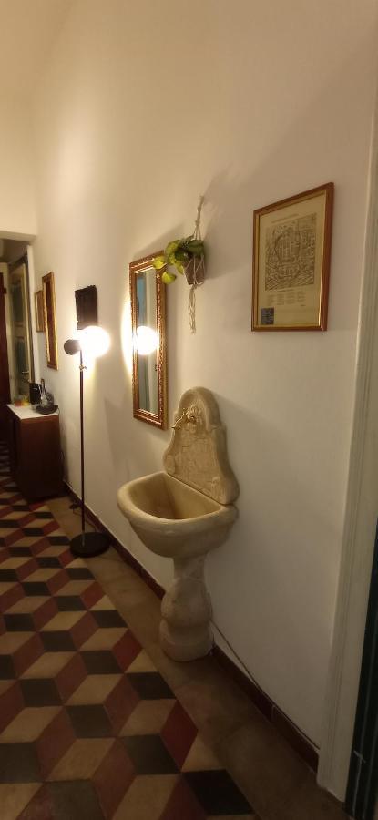 Onlyrooms III - Piazza Jenne Cagliari Kültér fotó