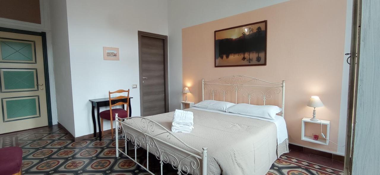 Onlyrooms III - Piazza Jenne Cagliari Kültér fotó