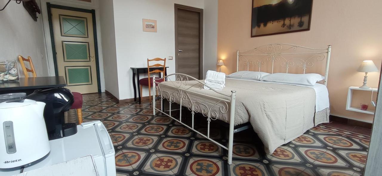 Onlyrooms III - Piazza Jenne Cagliari Kültér fotó