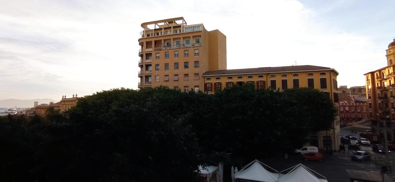 Onlyrooms III - Piazza Jenne Cagliari Kültér fotó
