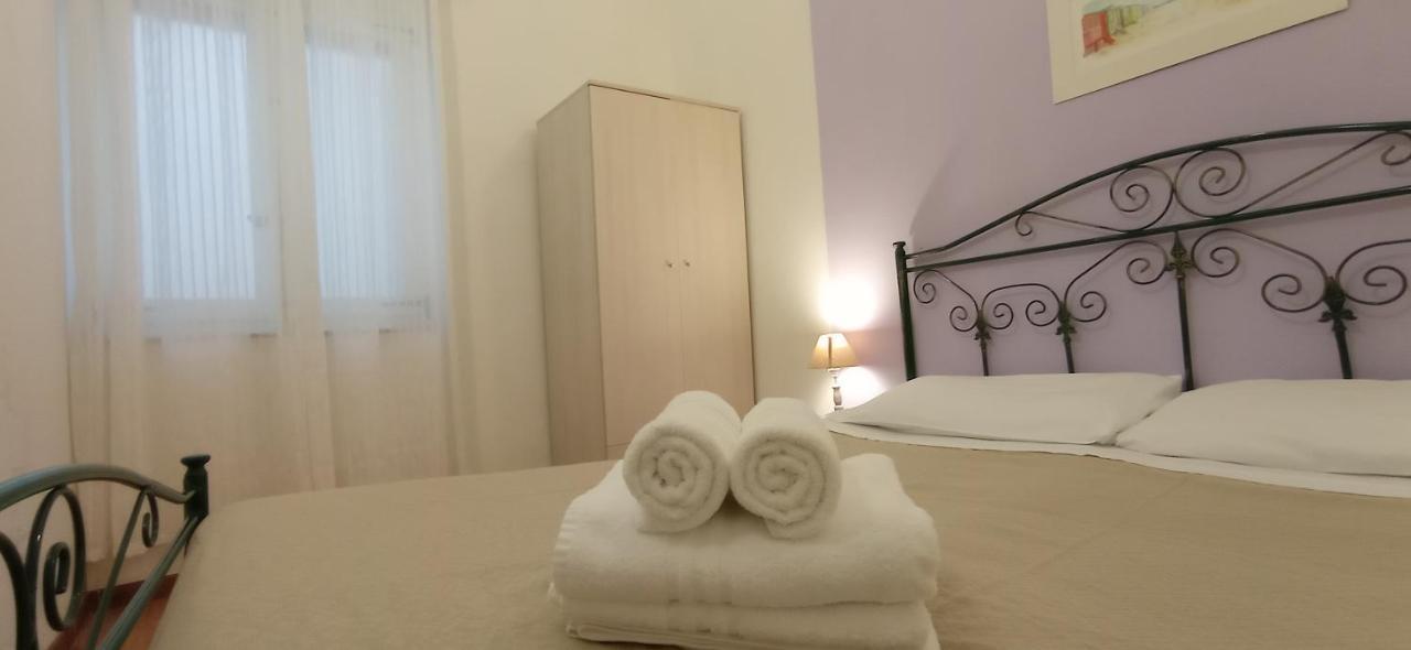 Onlyrooms III - Piazza Jenne Cagliari Kültér fotó
