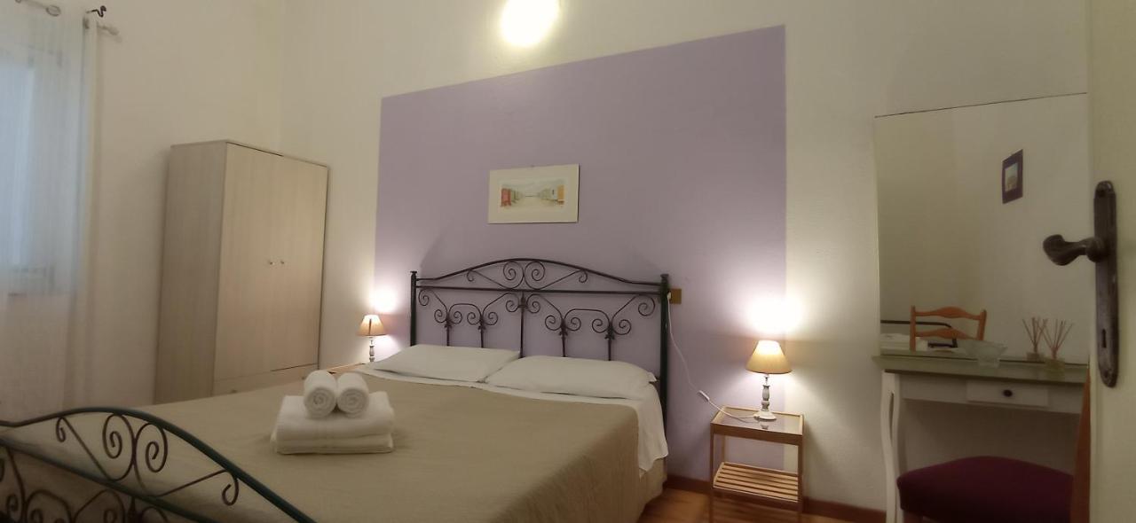 Onlyrooms III - Piazza Jenne Cagliari Kültér fotó