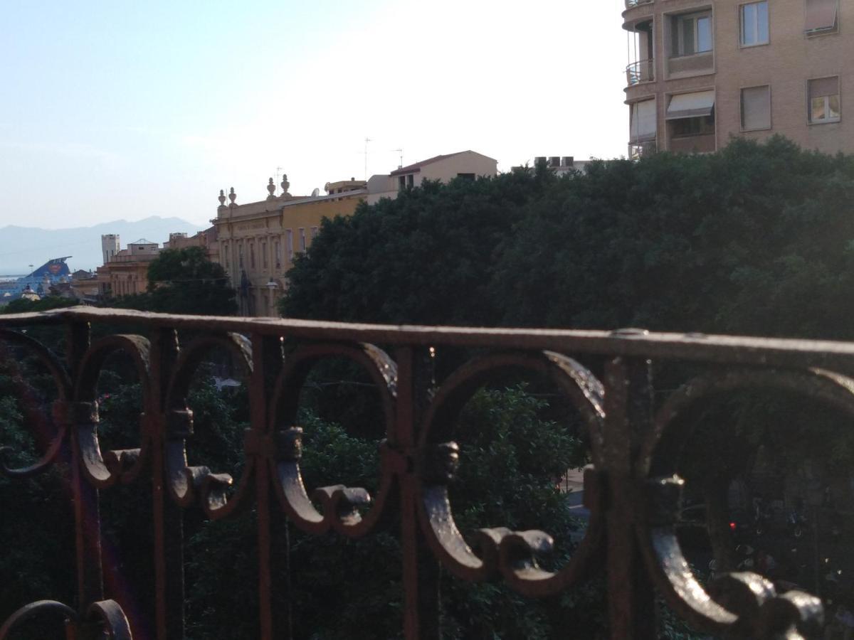 Onlyrooms III - Piazza Jenne Cagliari Kültér fotó